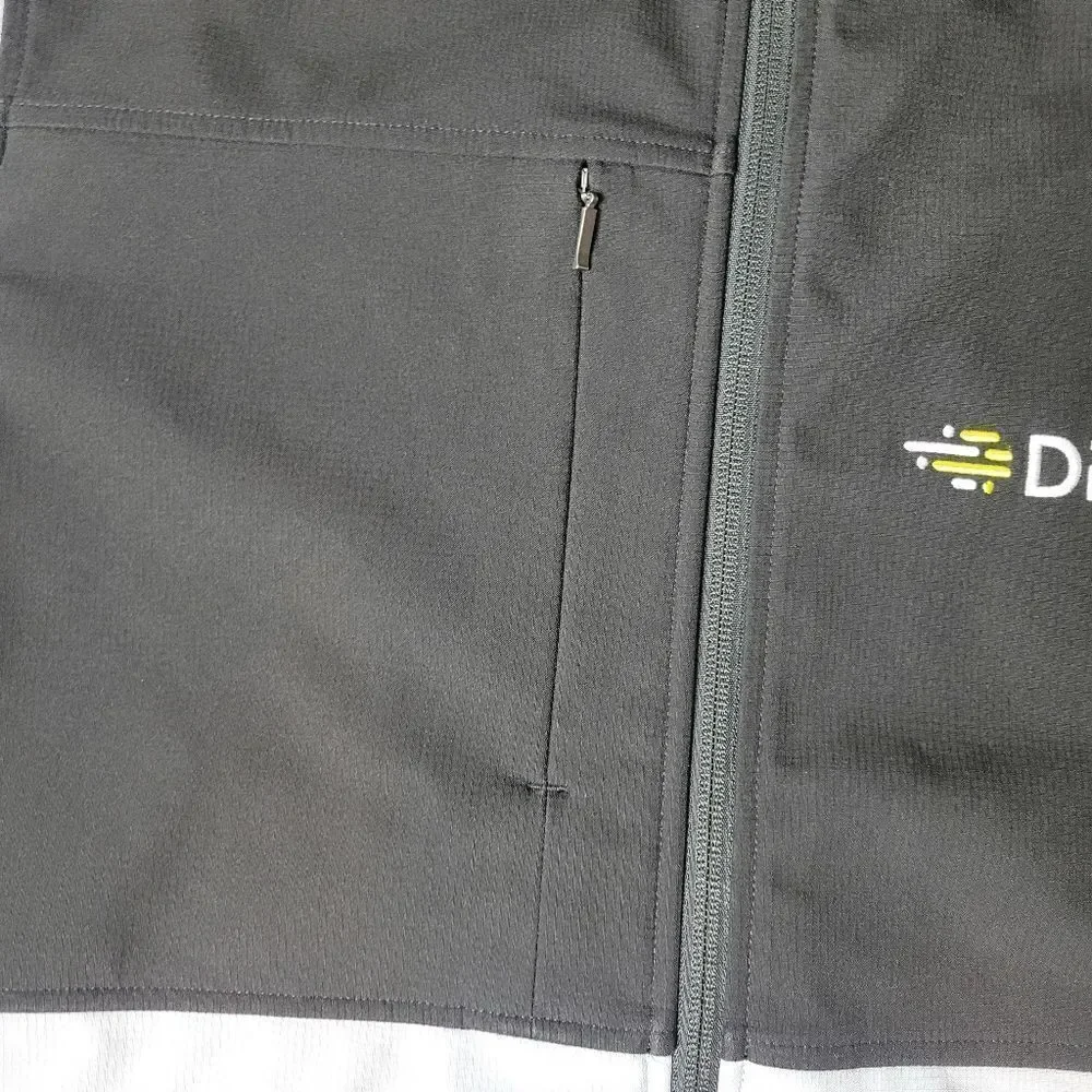 The North Face Castle Rock Soft Shell Mens Jacket Size L GreyEmbroidered Devo